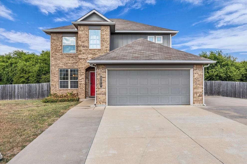 Unit for sale at 202 Milky Way, Bruceville, TX 76630