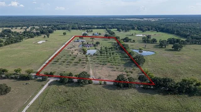Unit for sale at 4699 County Road 1600, Alba, TX 75410