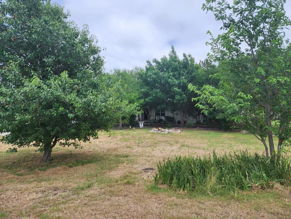 Unit for sale at 5538 Schluter Road, Ponder, TX 76259