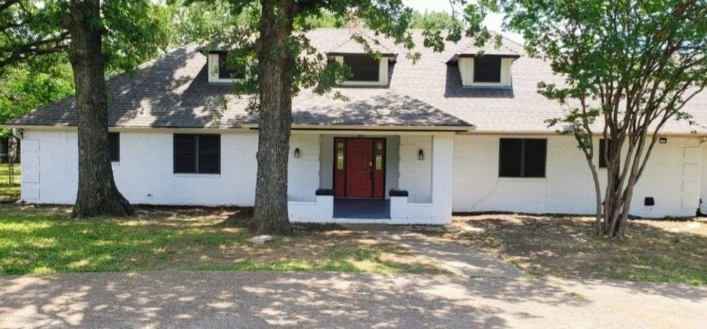 Unit for sale at 2524 Mockingbird Road, Burleson, TX 76028