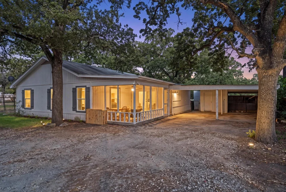 Unit for sale at 2925 Highway 31, Axtell, TX 76624