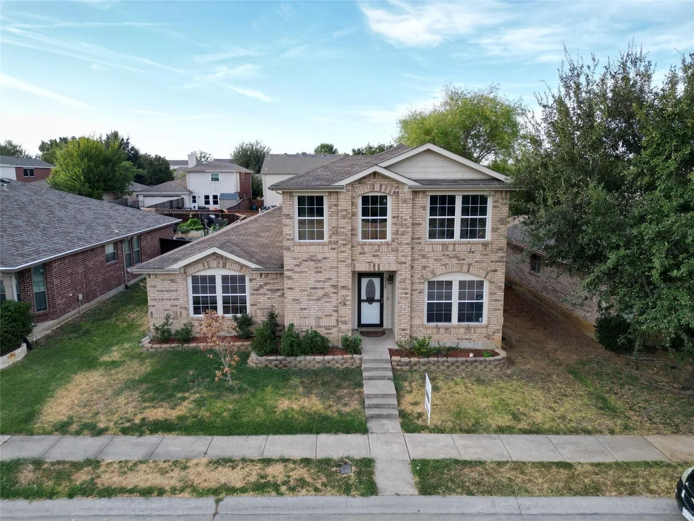 Unit for sale at 8828 Cross Oaks Ranch Boulevard, Cross Roads, TX 76227