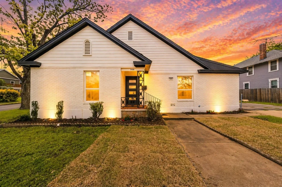 Unit for sale at 900 N 22nd Street, Waco, TX 76707