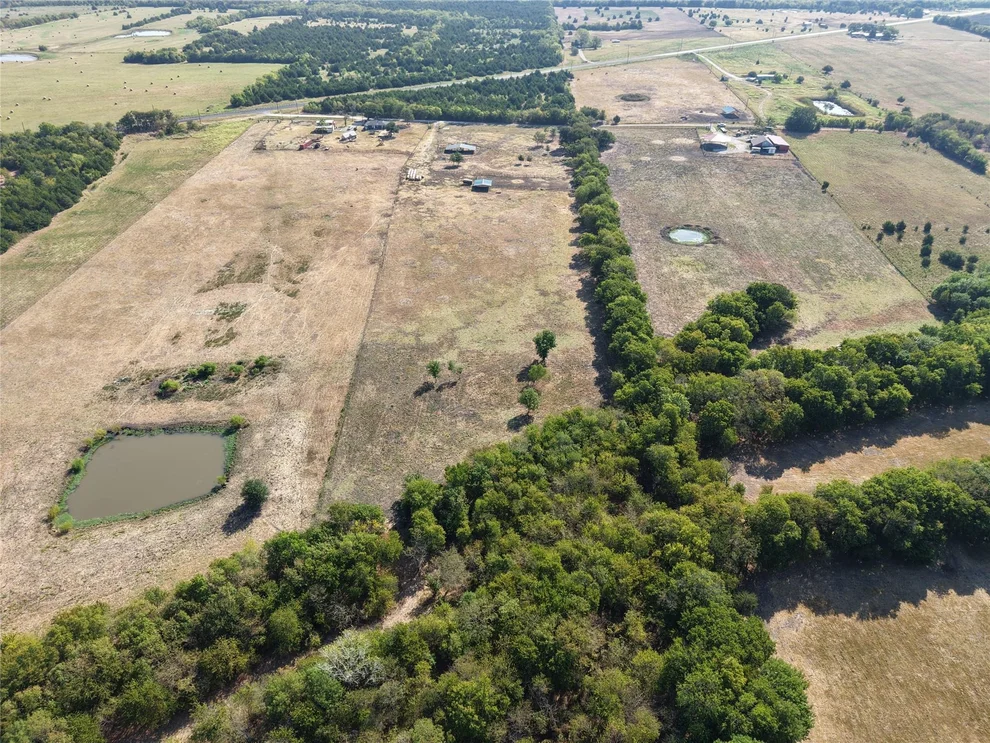 Unit for sale at 7580 County Road 4807, Ladonia, TX 75449