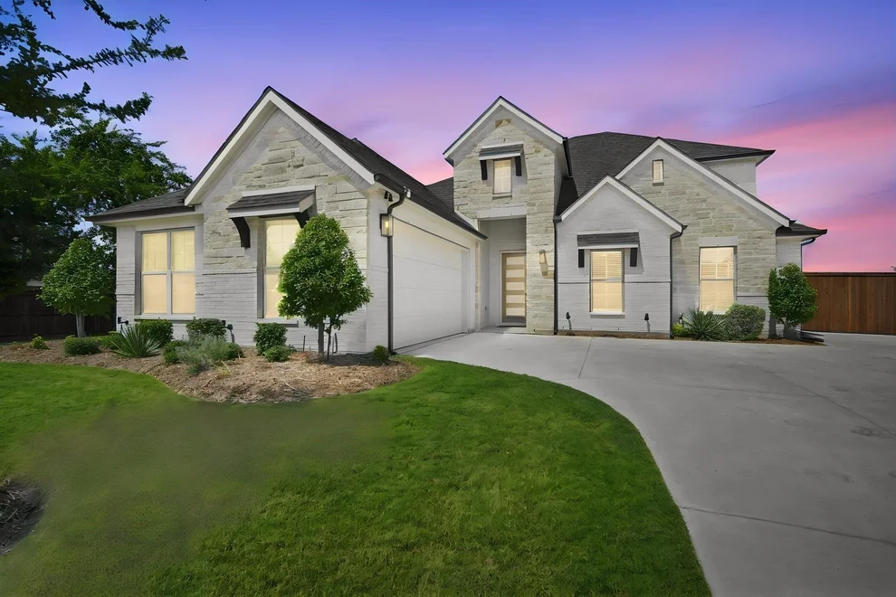 Unit for sale at 801 Brandi Ridge Drive, Midlothian, TX 76065
