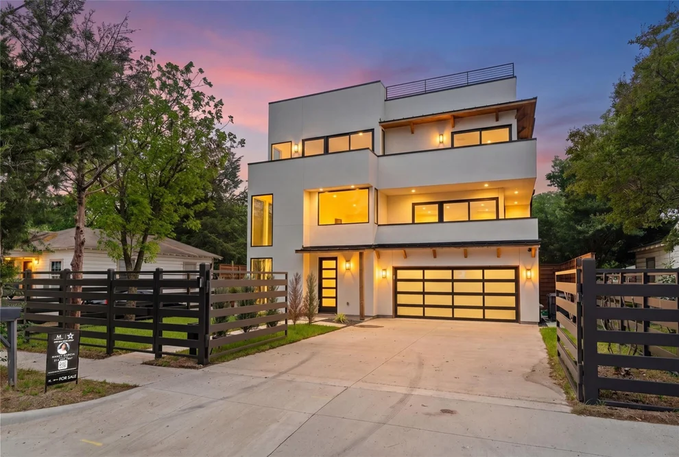 Unit for sale at 3321 Coronet Boulevard, Dallas, TX 75212
