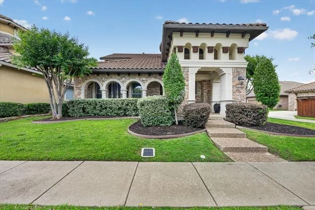 Unit for sale at 847 San Clemente, Irving, TX 75039