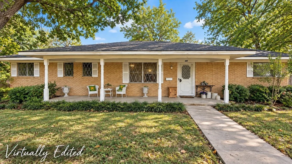 Unit for sale at 600 Carroll Street, Kerens, TX 75144