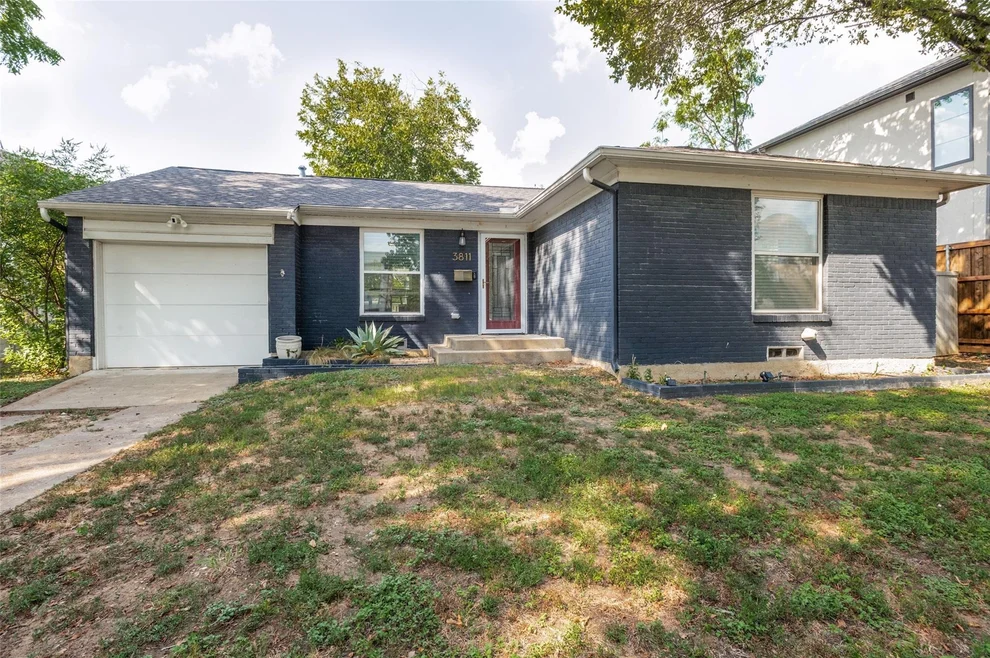 Unit for sale at 3811 Eaton Drive, Dallas, TX 75220