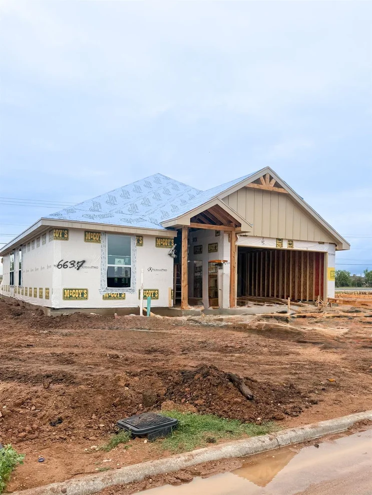 Unit for sale at 6637 Prickly Pear Way, Abilene, TX 79606