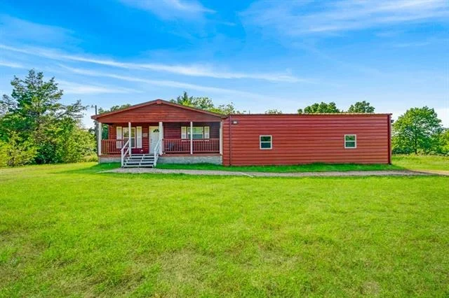 Unit for sale at 1101 County Road 2810, Honey Grove, TX 75446