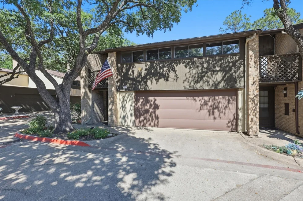 Unit for sale at 1809 N Macarthur Boulevard, Irving, TX 75061