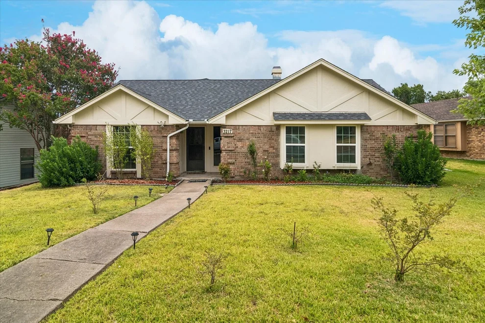Unit for sale at 3217 Colby Circle, Mesquite, TX 75149