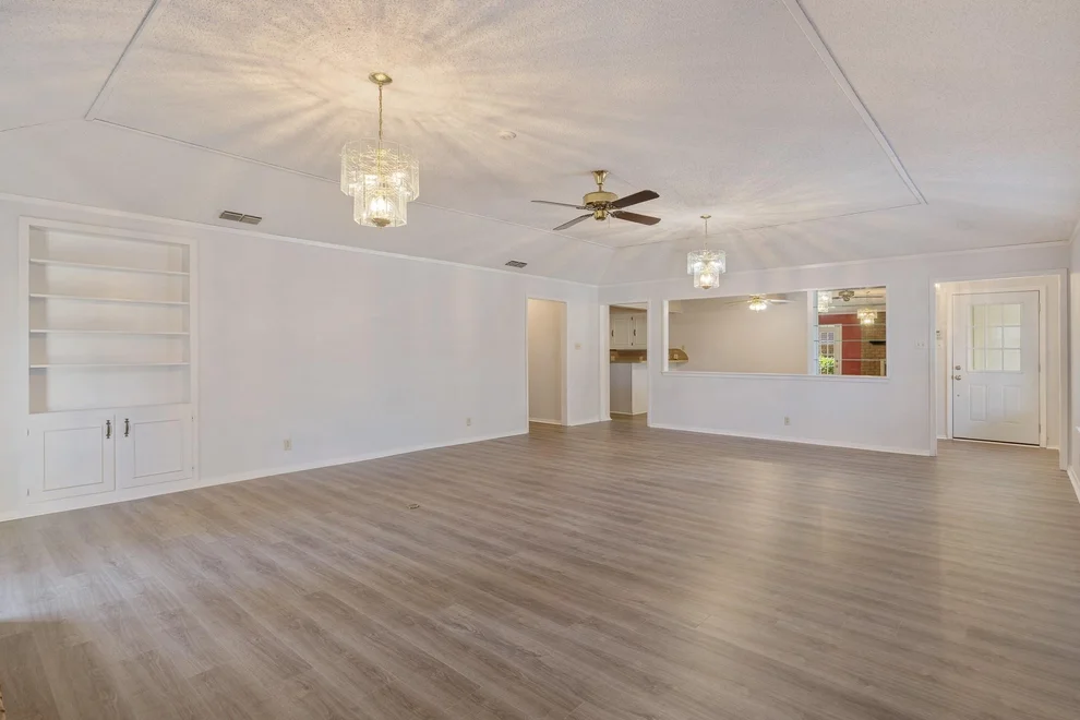 Unit for sale at 504 Woodland Hills Drive, Tyler, TX 75701