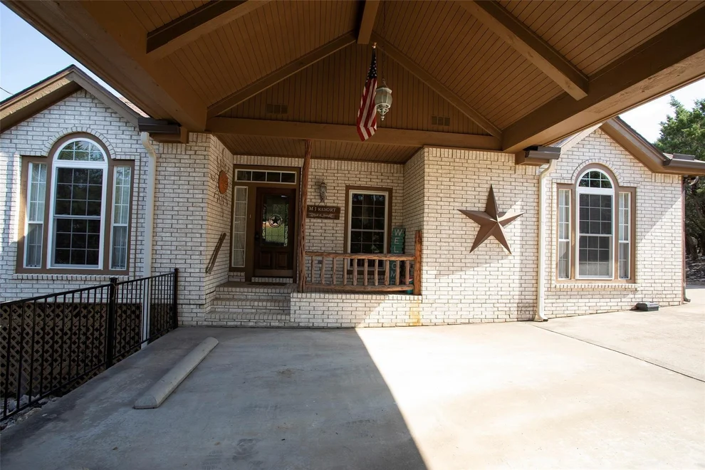 Unit for sale at 880 Cliffs Drive, Possum Kingdom Lake, TX 76449