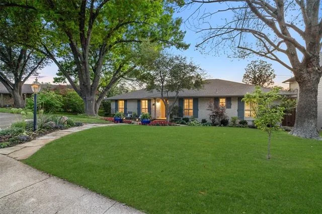 Unit for sale at 9709 Elmcrest Drive, Dallas, TX 75238