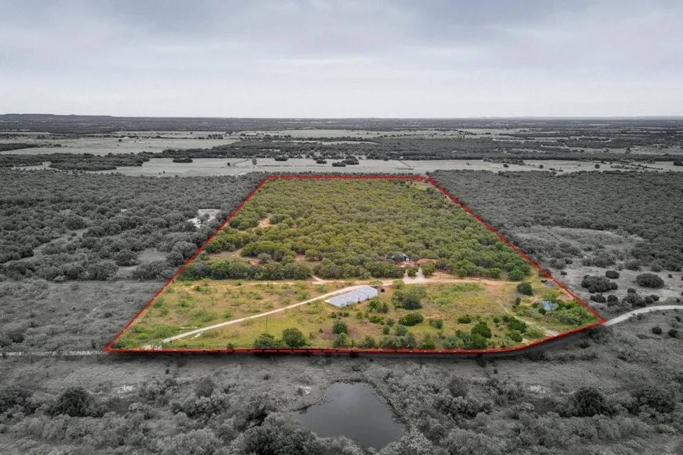 Unit for sale at 17978 County Road 445, Cross Plains, TX 76443