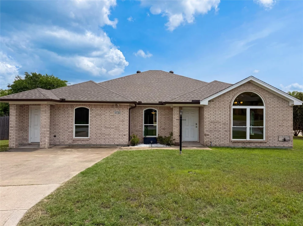 Unit for sale at 4700 Maryannes Meadow Drive, Fort Worth, TX 76135