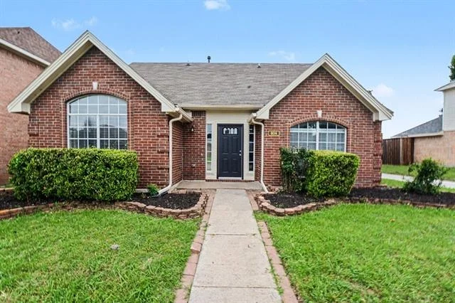 Unit for sale at 604 English Oak Drive, Allen, TX 75002