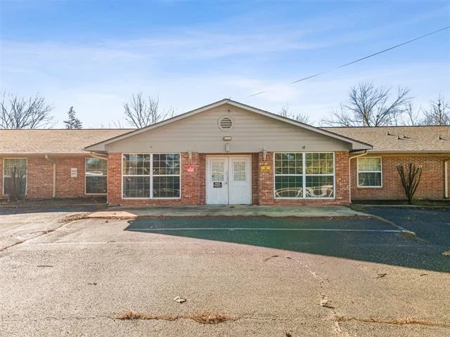 Unit for sale at 102 Floyd Street, Naples, TX 75568