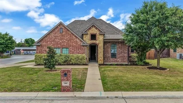 Unit for sale at 101 Whitetail Drive, Willow Park, TX 76008