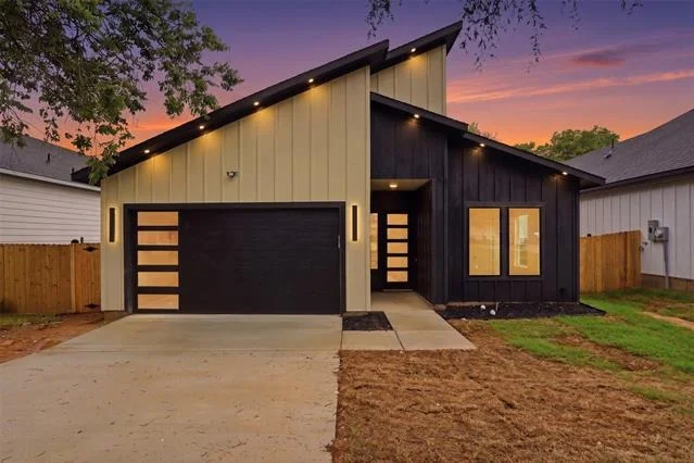 Unit for sale at 1111 Riverwood Road, Dallas, TX 75217