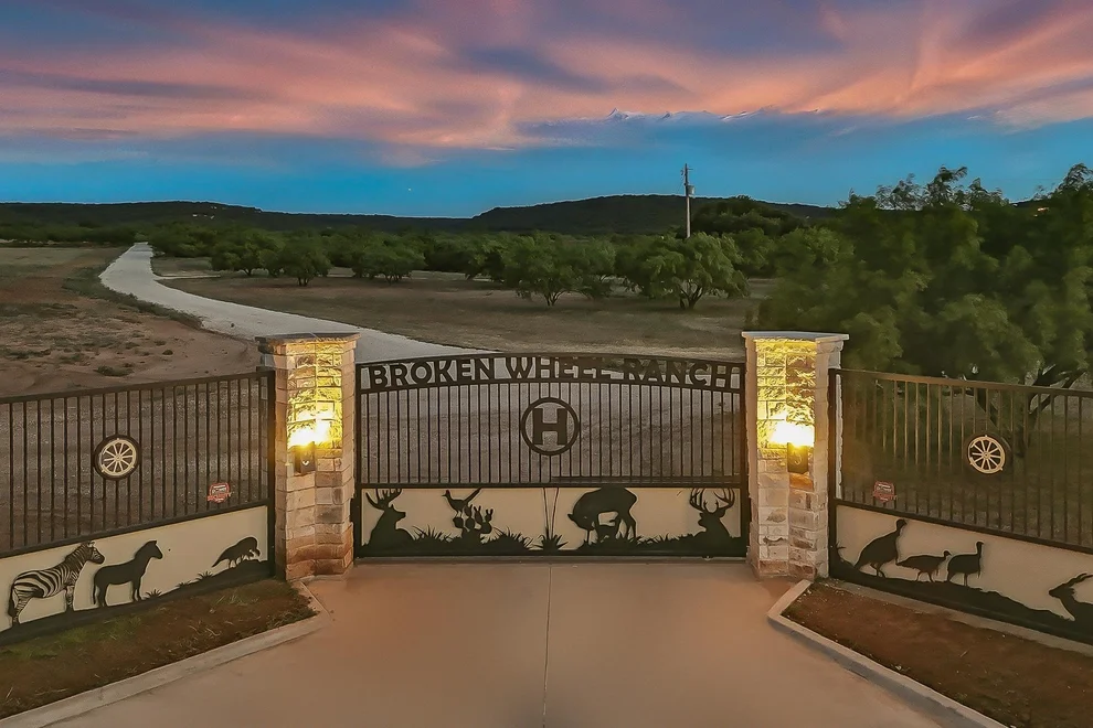 Unit for sale at 635 County Road 184, Lawn, TX 79530