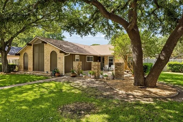 Unit for sale at 1913 Richland Drive, Richardson, TX 75081