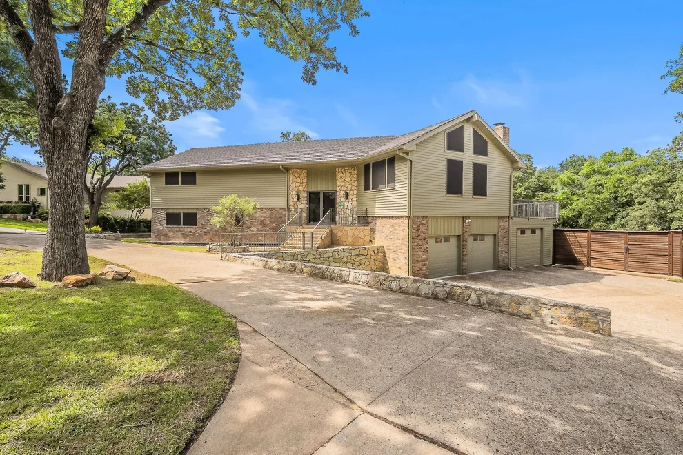 Unit for sale at 1724 Prestonwood Drive, Arlington, TX 76012