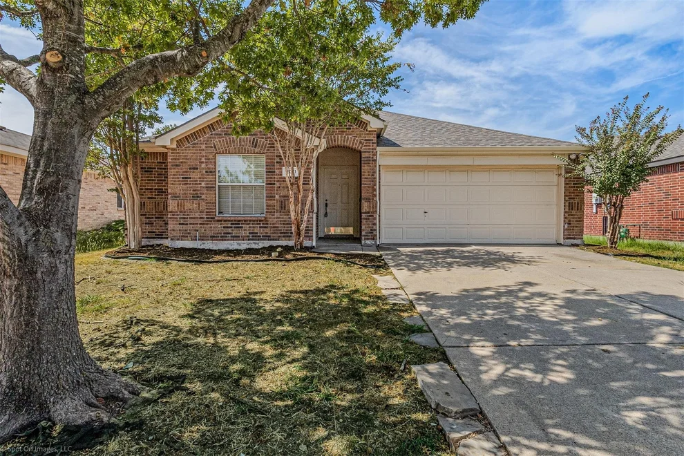 Unit for sale at 2011 Misty Hollow Court, Forney, TX 75126