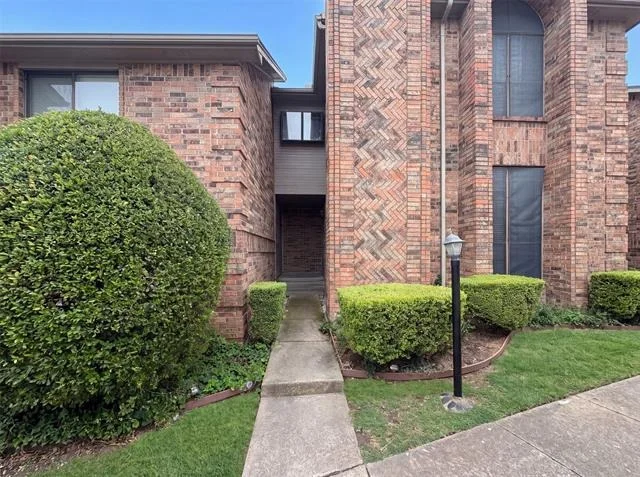 Unit for sale at 3500 E Park Boulevard, Plano, TX 75074