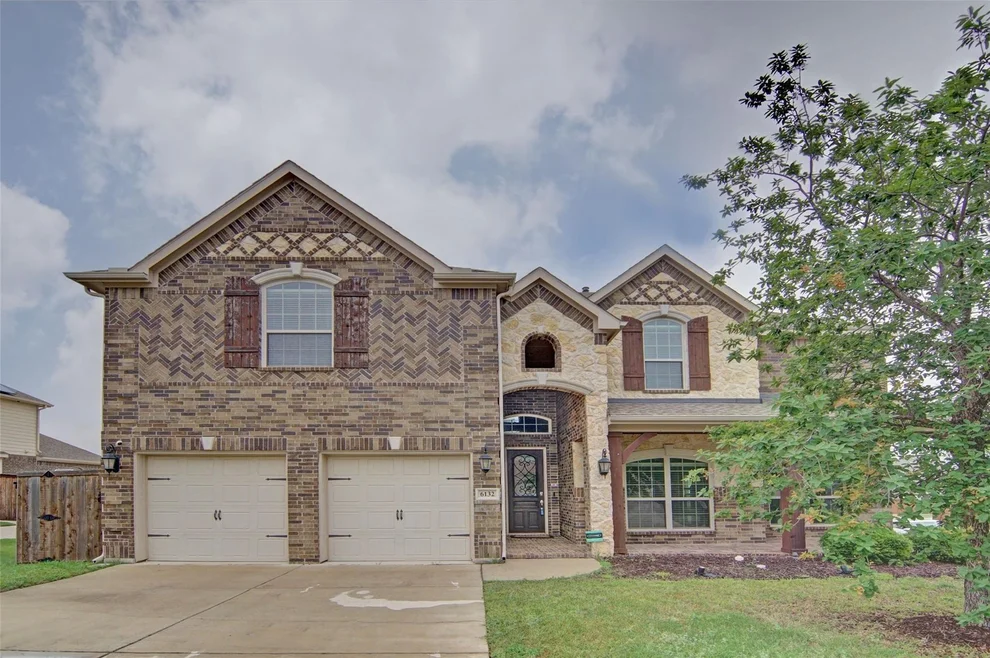 Unit for sale at 6132 Falls Lake Road, Fort Worth, TX 76179