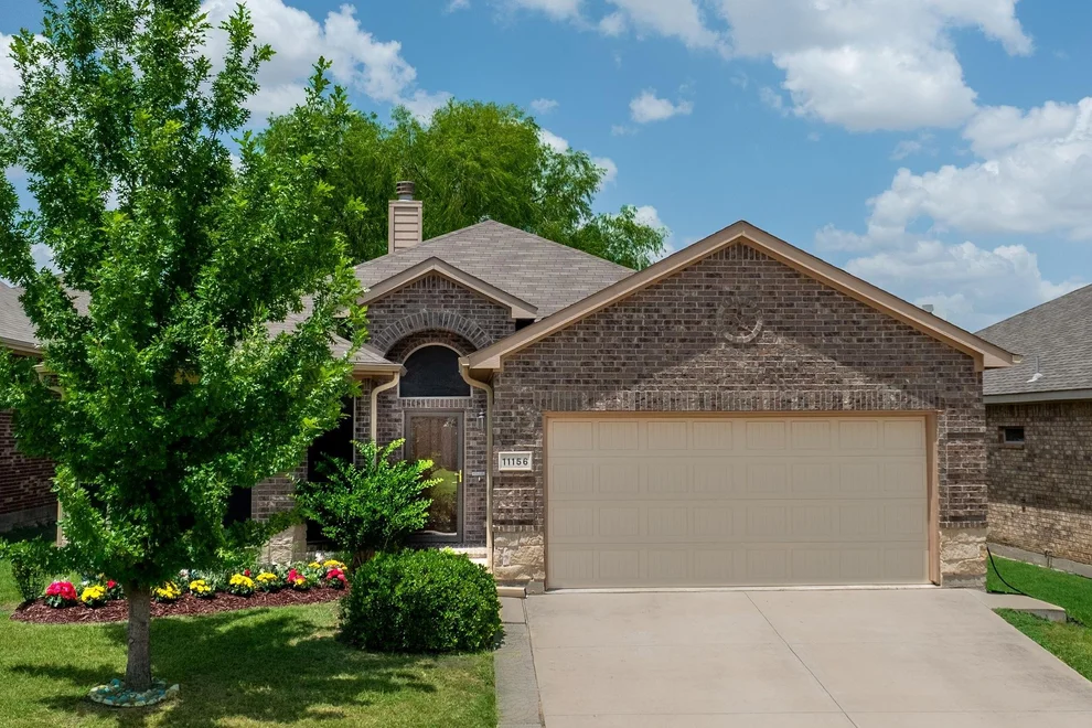 Unit for sale at 11156 Hawks Landing Road, Fort Worth, TX 76052