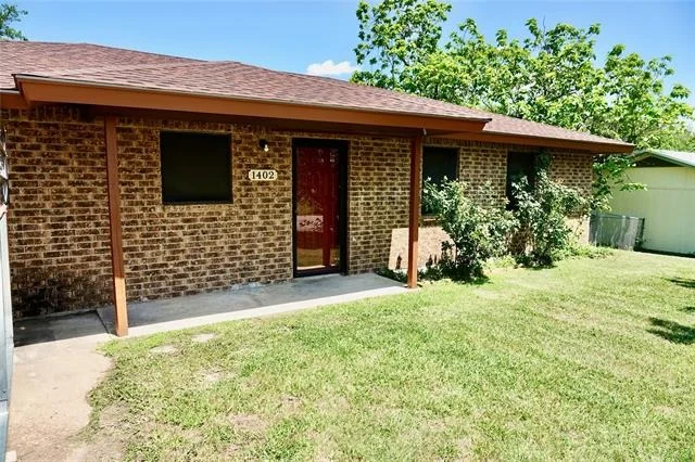 Unit for sale at 1402 & 1404 Allen Street, Goldthwaite, TX 76844