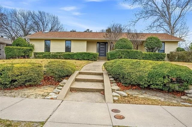 Unit for sale at 822 Belt Line Plaza, Richardson, TX 75080