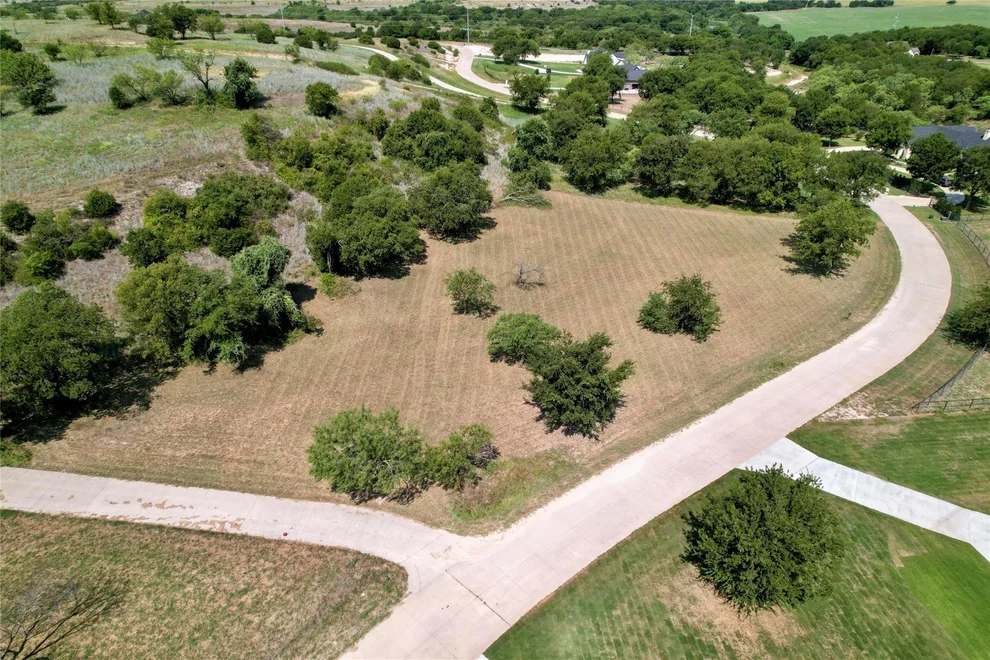 Unit for sale at 3051 W Winding Creek Trail, Aledo, TX 76008