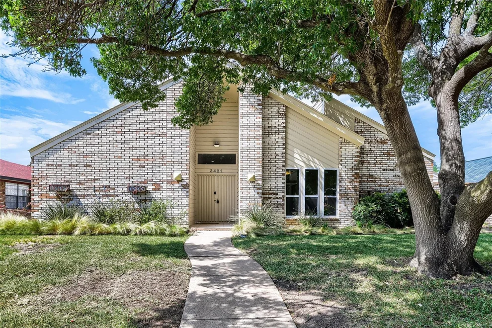 Unit for sale at 3421 Cross Bend Road, Plano, TX 75023