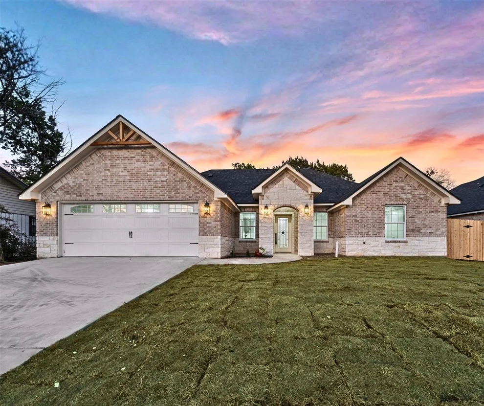 Unit for sale at 2509 Stewart Drive, Waco, TX 76708