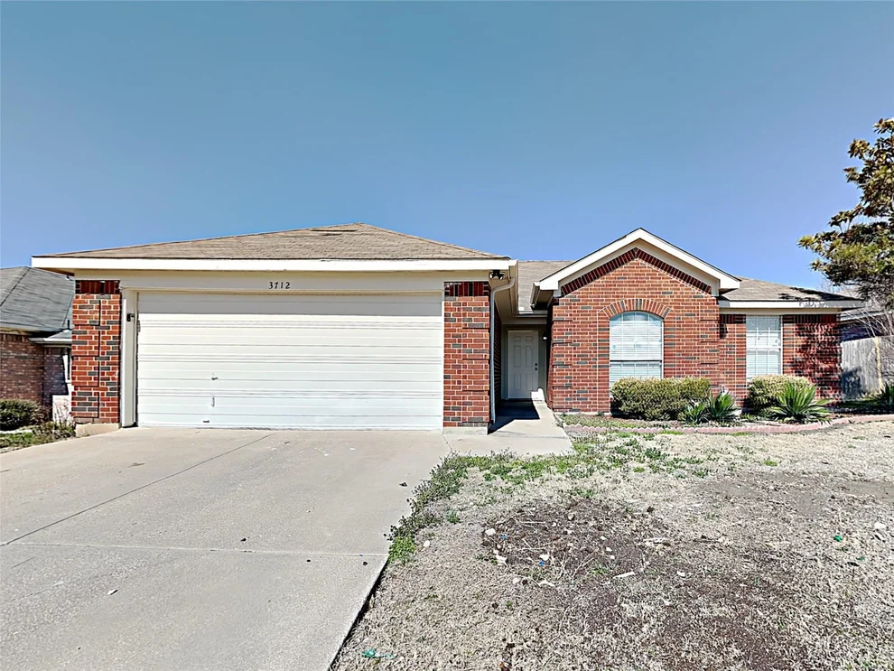 Unit for sale at 3712 Garden Springs Drive, Fort Worth, TX 76123
