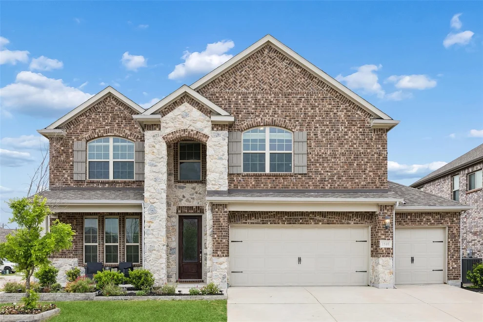 Unit for sale at 1940 Tomahawk Trail, Aubrey, TX 76227