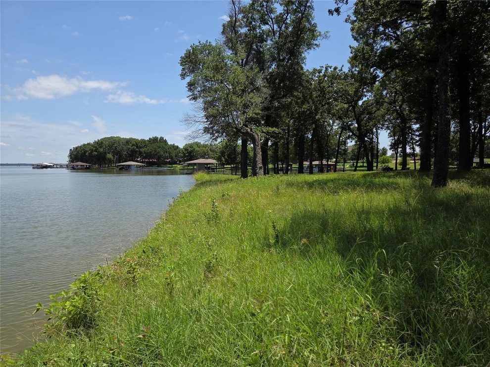 Unit for sale at Lot 108 Sundance, Corsicana, TX 75109