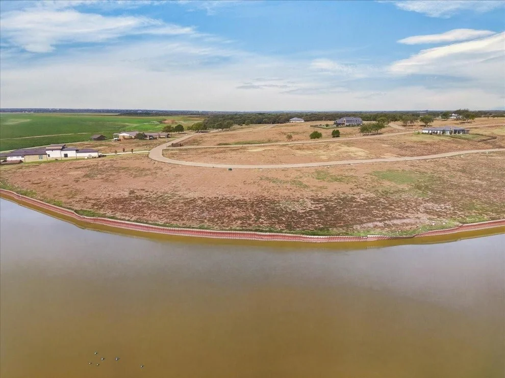 Unit for sale at 1219 Beacon Shore, Kemp, TX 75143
