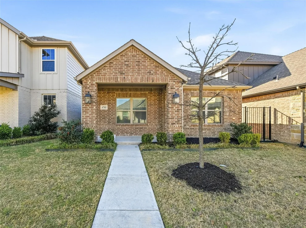 Unit for sale at 4705 Sunny Pathway, Haltom City, TX 76117