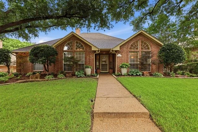 Unit for sale at 6913 Allen Place Drive, Fort Worth, TX 76116