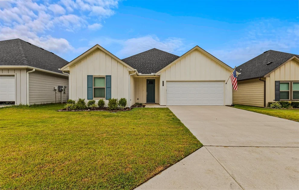 Unit for sale at 350 Preston Road, Mabank, TX 75147