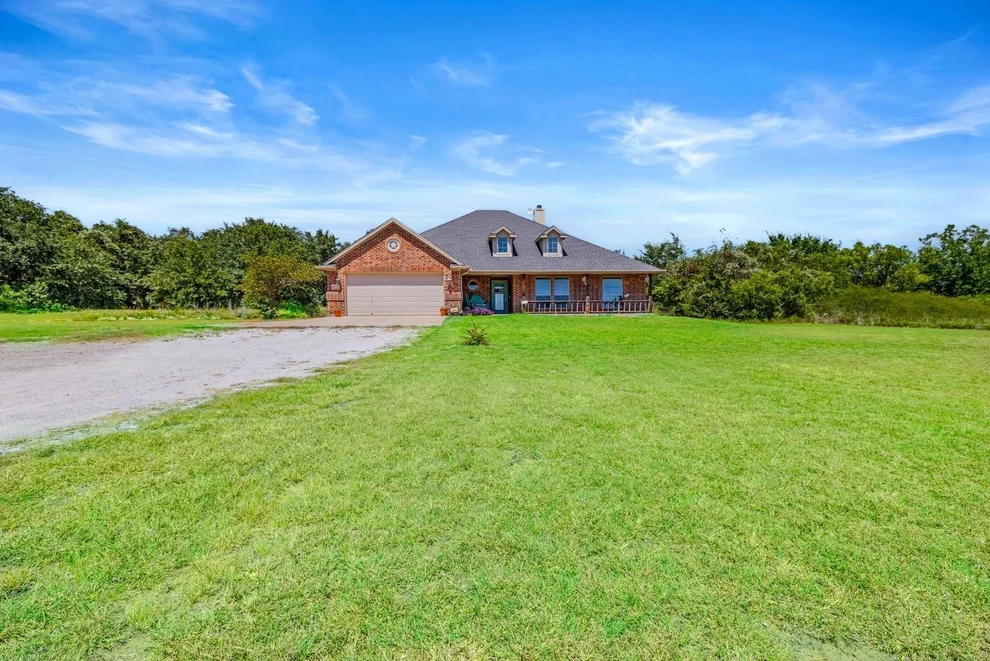 Unit for sale at 9430 W Highway 199, Poolville, TX 76487