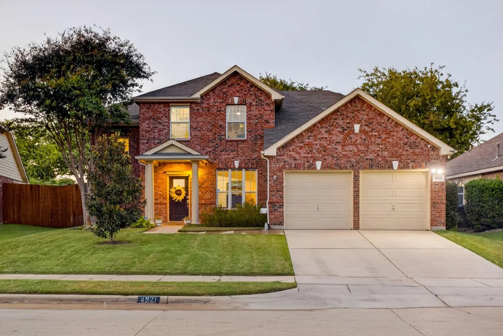 Unit for sale at 4921 Carrotwood Drive, Fort Worth, TX 76244
