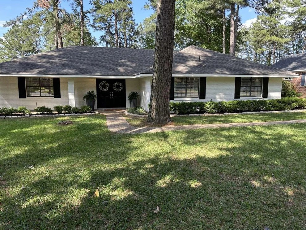 Unit for sale at 717 Cobblestone Drive, Shreveport, LA 71106