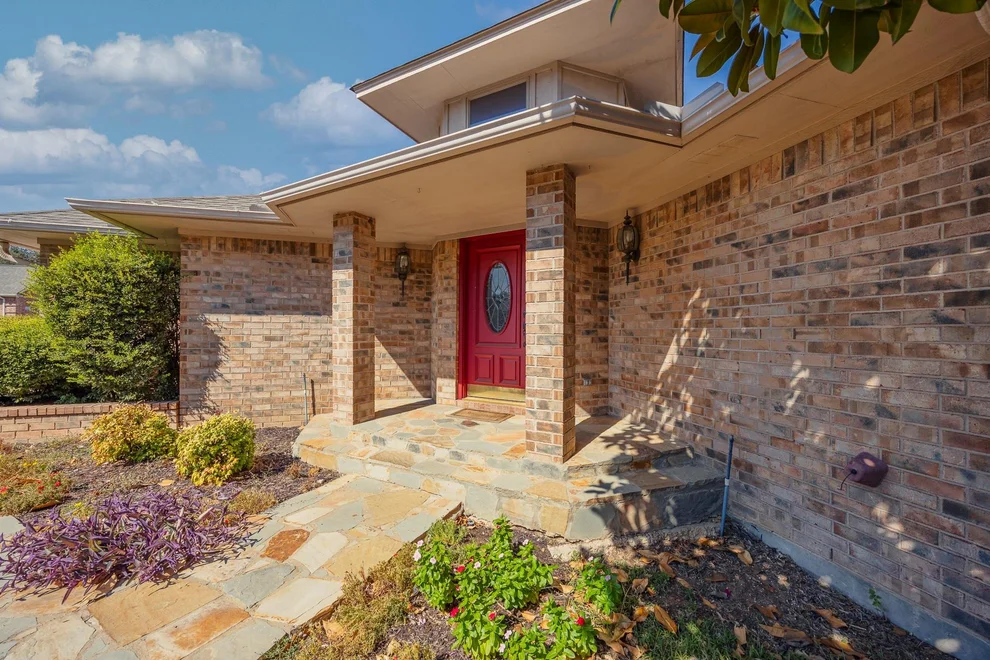 Unit for sale at 8418 Golf Club Circle, Fort Worth, TX 76179