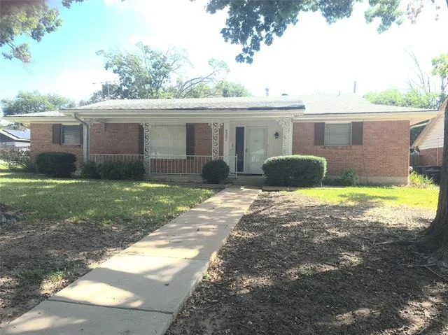 Unit for sale at 5301 Rutland Avenue, Fort Worth, TX 76133